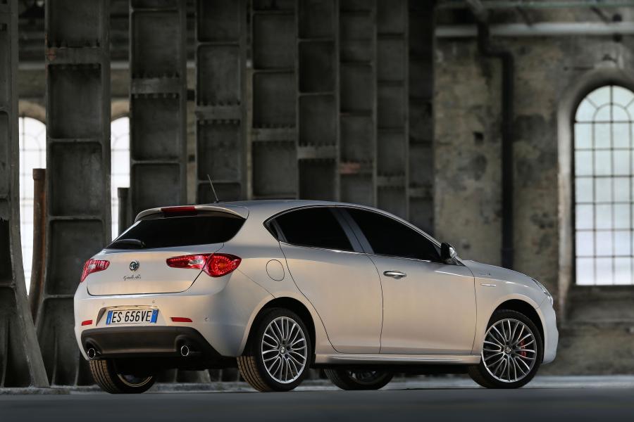  Alfa Romeo Giulietta Sportiva (940) 2013 года  (WW) (фото 7 из 32)